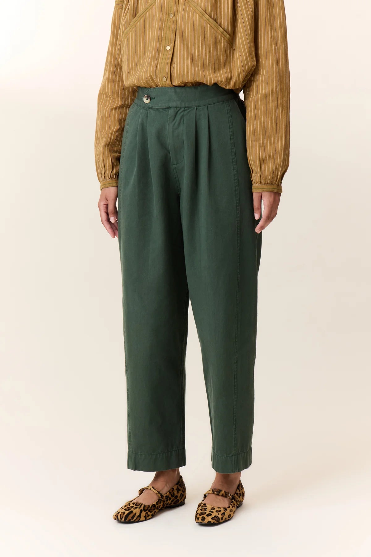 PANTALON_PENELOPE_PLAIN_GREEN-2_1.jpg